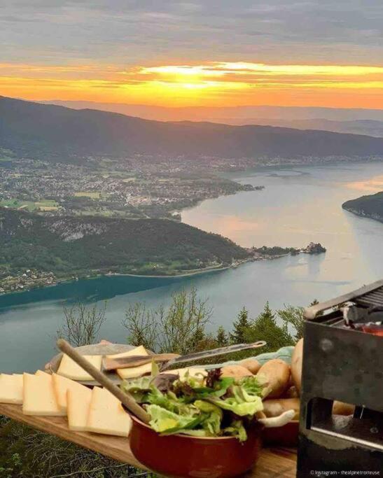 Maison 3 Chambres Au Lac D'Annecy, 30Min La Clusaz 芒通-圣贝尔纳 外观 照片