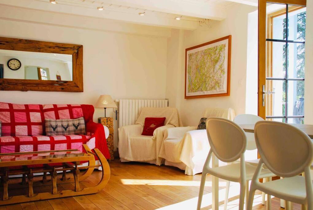 Maison 3 Chambres Au Lac D'Annecy, 30Min La Clusaz 芒通-圣贝尔纳 外观 照片