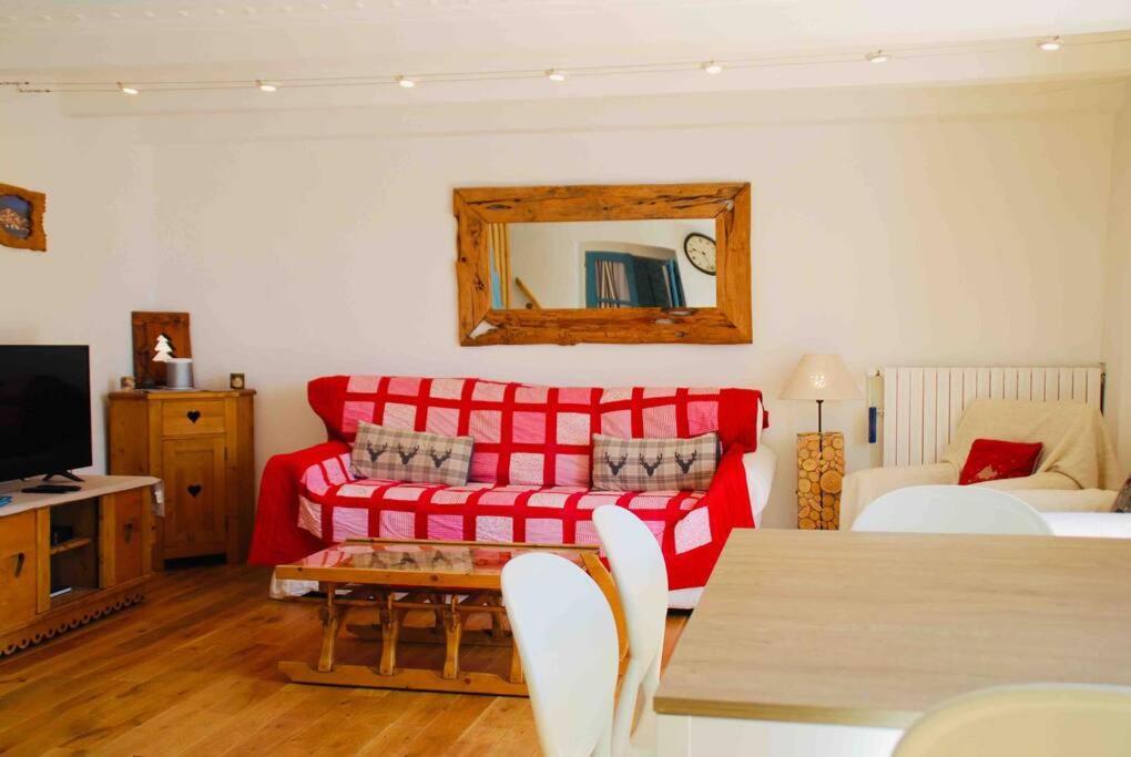 Maison 3 Chambres Au Lac D'Annecy, 30Min La Clusaz 芒通-圣贝尔纳 外观 照片