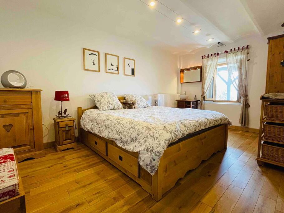 Maison 3 Chambres Au Lac D'Annecy, 30Min La Clusaz 芒通-圣贝尔纳 外观 照片