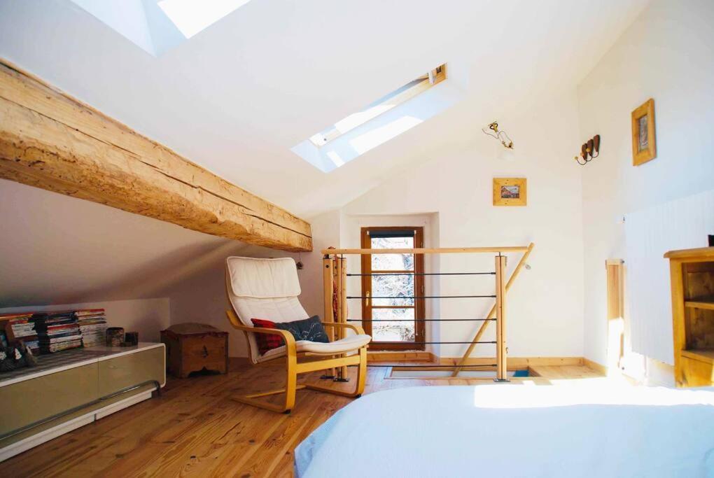Maison 3 Chambres Au Lac D'Annecy, 30Min La Clusaz 芒通-圣贝尔纳 外观 照片