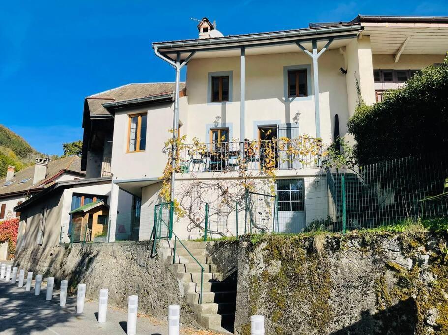 Maison 3 Chambres Au Lac D'Annecy, 30Min La Clusaz 芒通-圣贝尔纳 外观 照片
